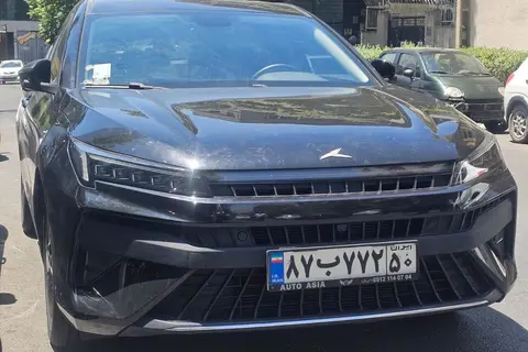 کی ام سی، J7
