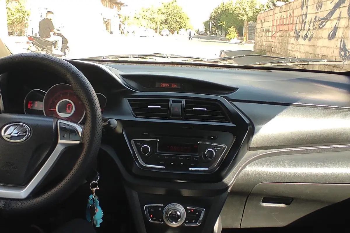 لیفان،  X50