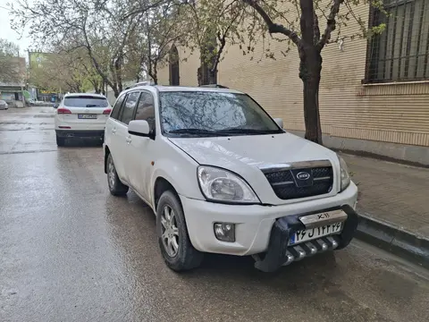 ام وی ام، X33