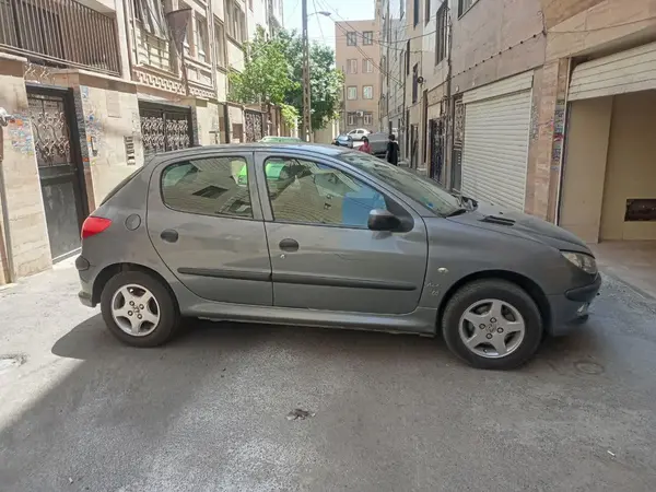 پژو  206