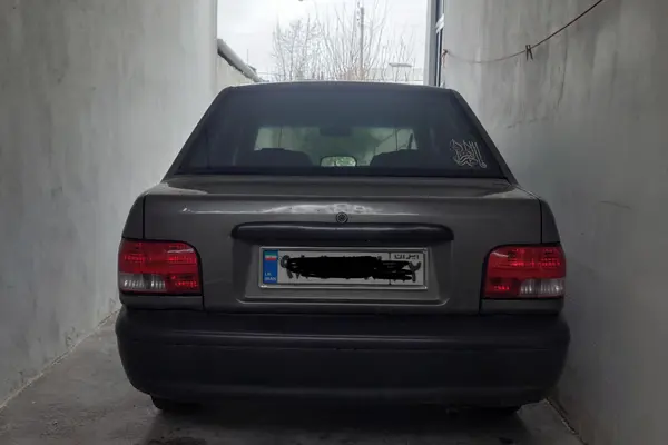 پراید، صندوق دار