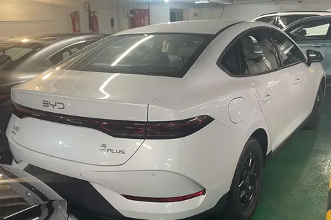 بی وای دی، چین پلاس DMi