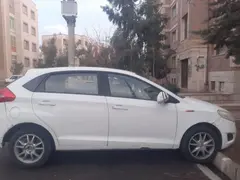 ام وی ام، 315هاچ بک