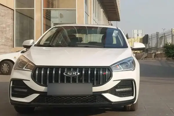 ام وی ام، M5 پرو