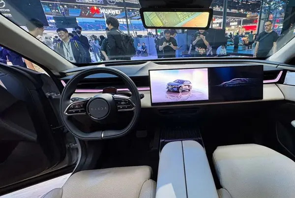 حواله مزدا، EZ6