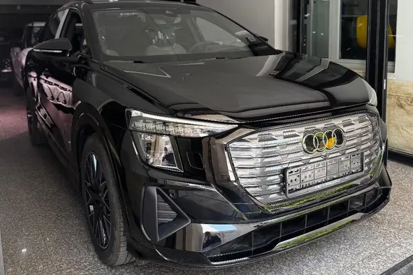 آئودی  Q5 e-tron
