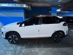 ام وی ام، X33 کراس