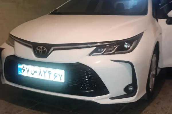 تویوتا، کرولا هیبرید