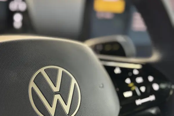 فولکس، آی دی یونیکس