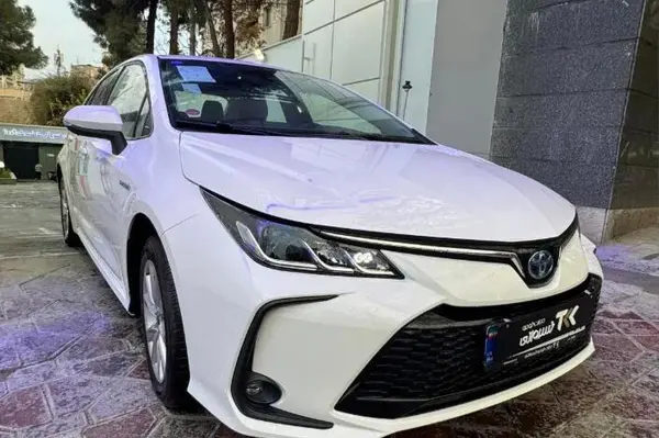 تویوتا، کرولا هیبرید