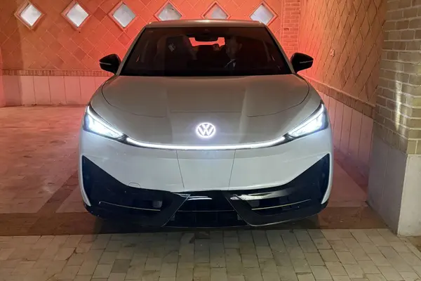 فولکس، آی دی یونیکس