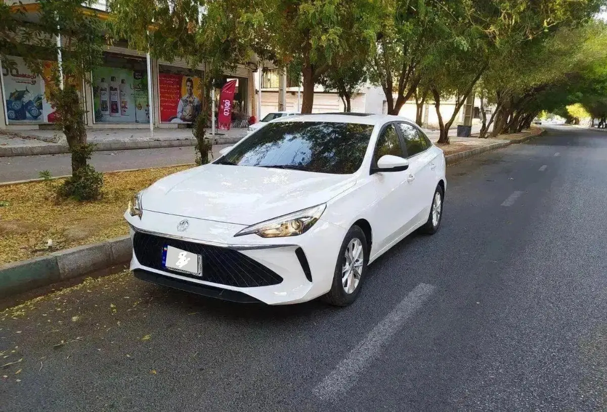 ام جی،  5