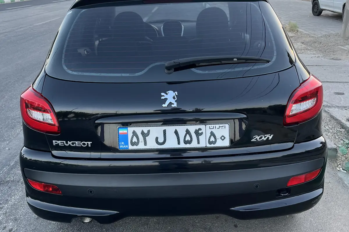 پژو،  207