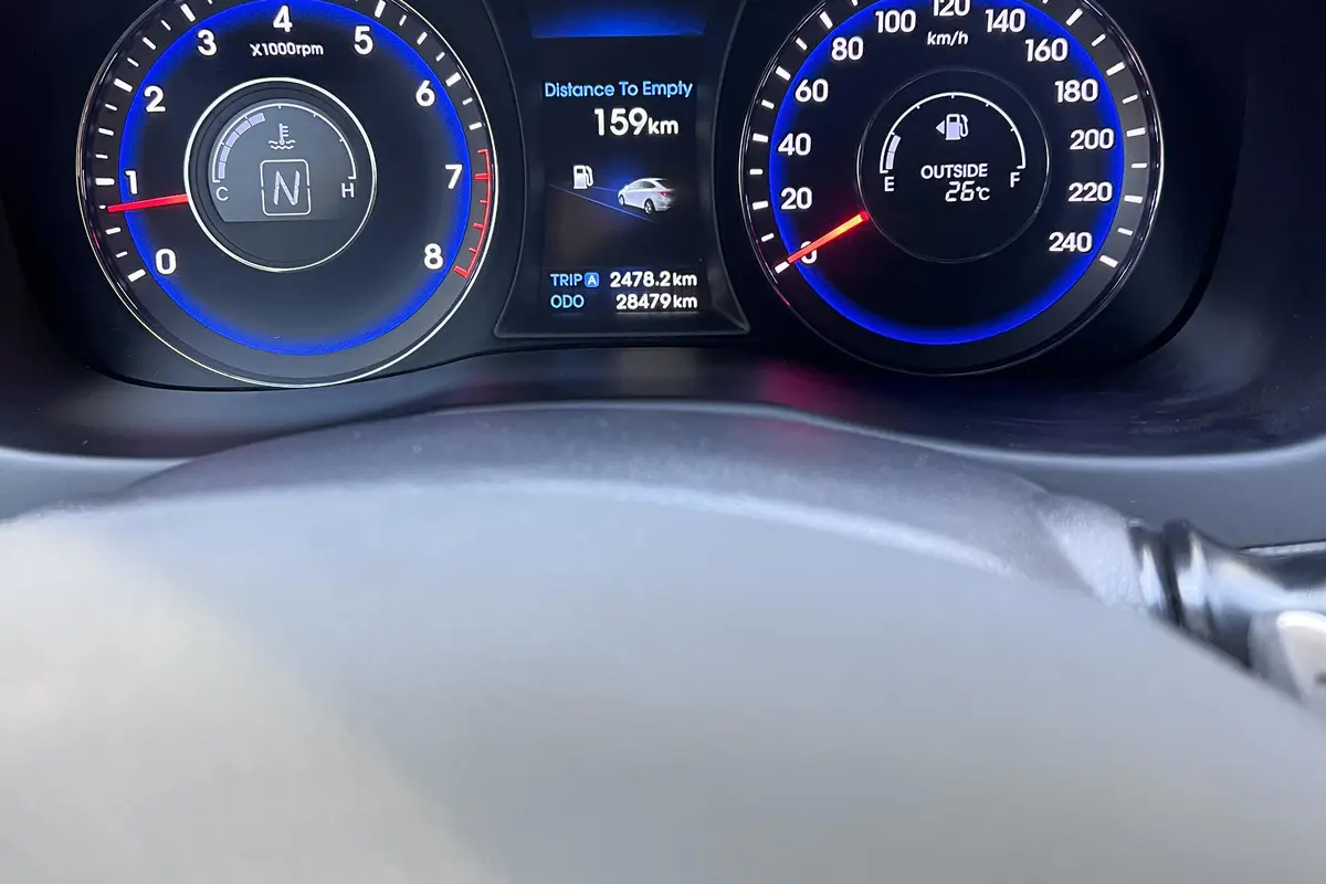 هیوندای،  i40