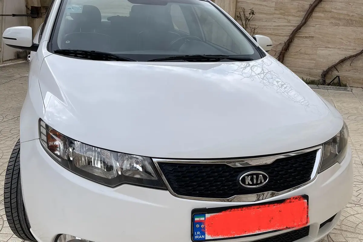 کیا،  سراتو (مونتاژ)