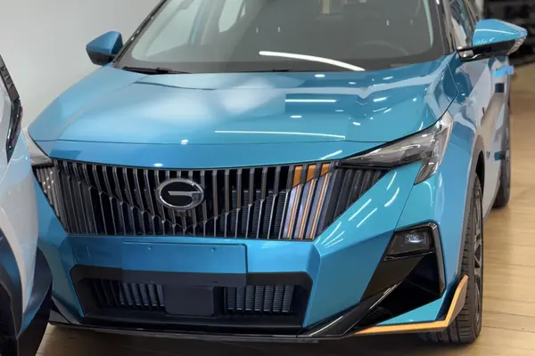 جی ای سی، GS3 Emzoom