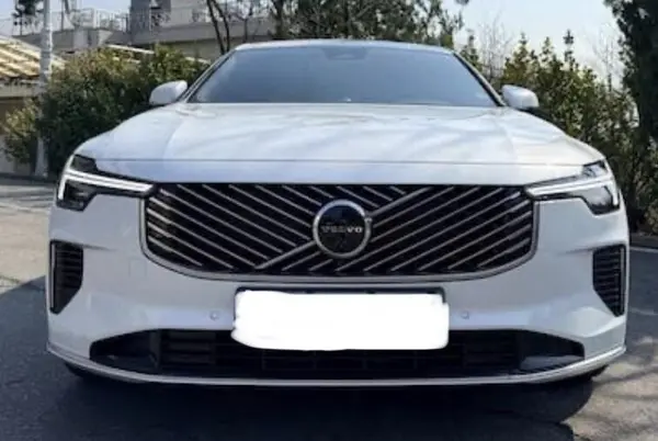 ولوو  S90