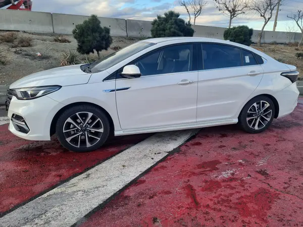 فونیکس، آریزو 6 پرو