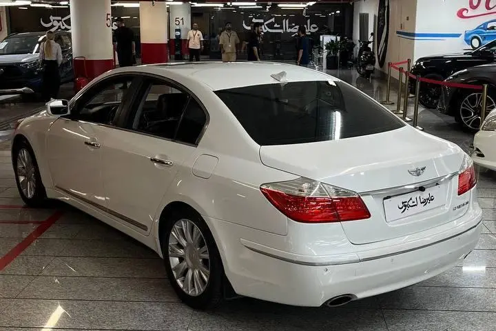 هیوندای،  جنسیس