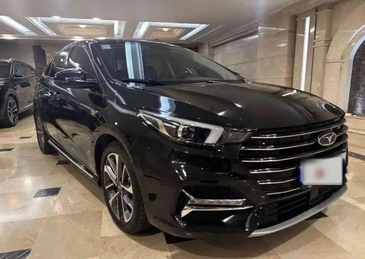 فونیکس،  آریزو 6 پرو