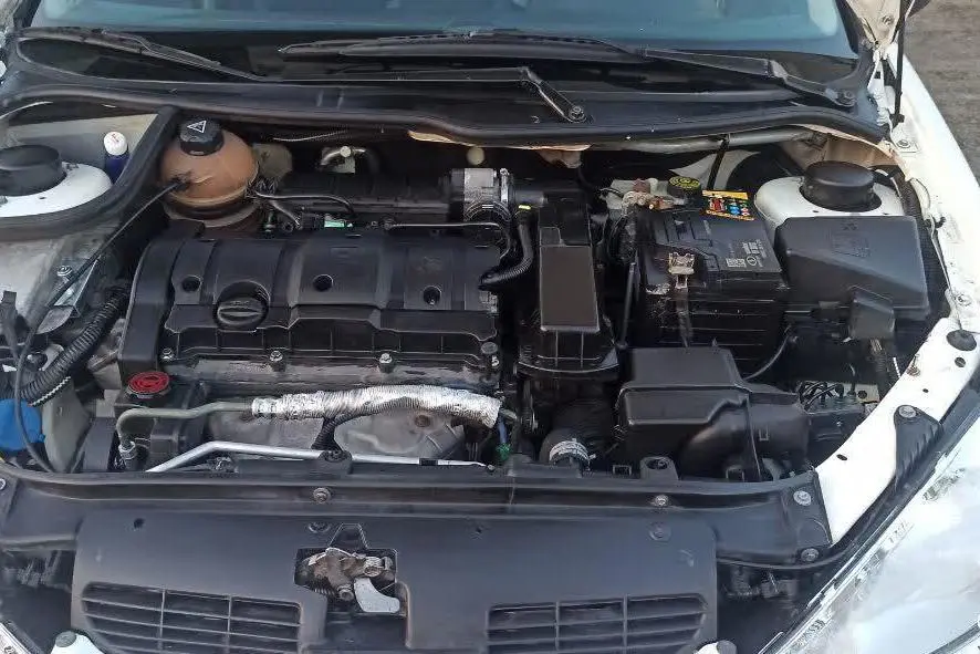 پژو  206 SD