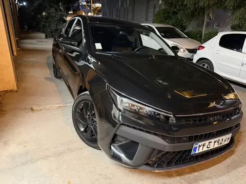 کی ام سی، J7