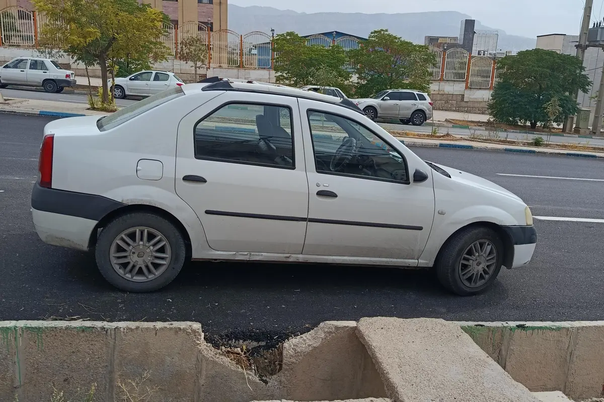 رنو،  تندر 90