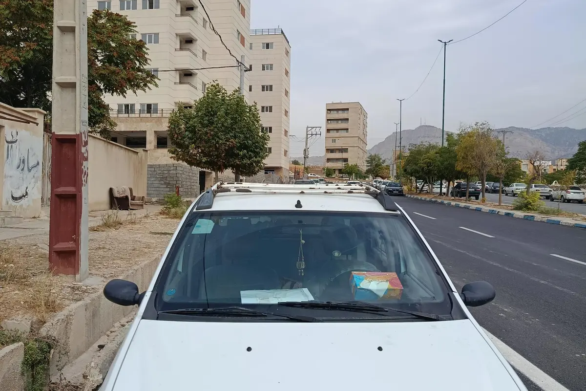 رنو،  تندر 90