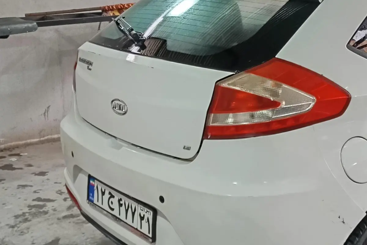 ام وی ام،  315هاچ بک