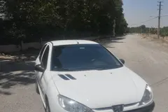 پژو، 206