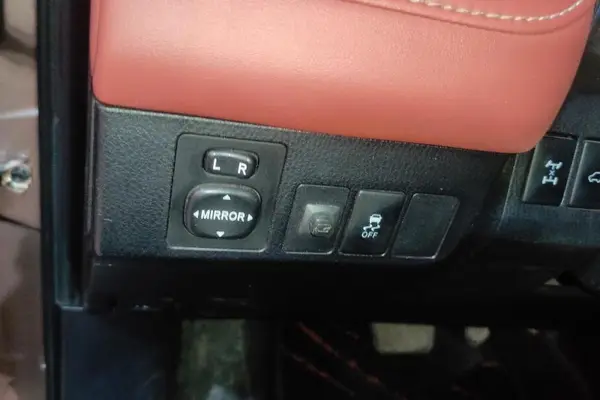 تویوتا، راوفور