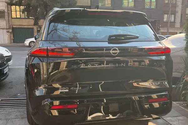 نیسان، پت فایندر