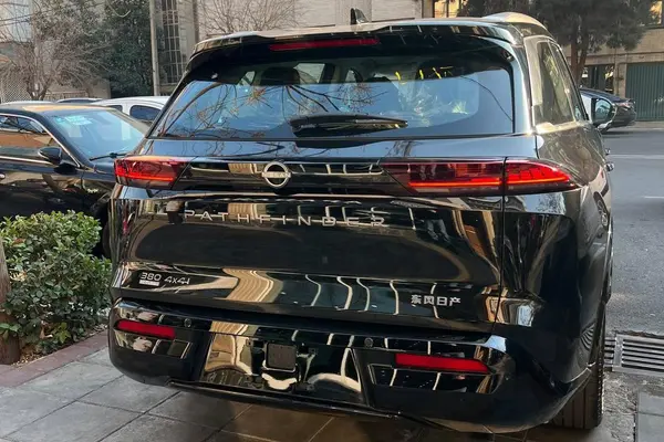 نیسان، پت فایندر