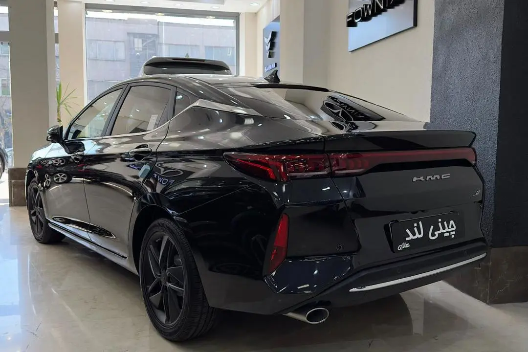 کی ام سی،  J7
