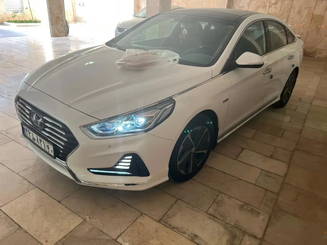 هیوندای  سوناتا هیبرید