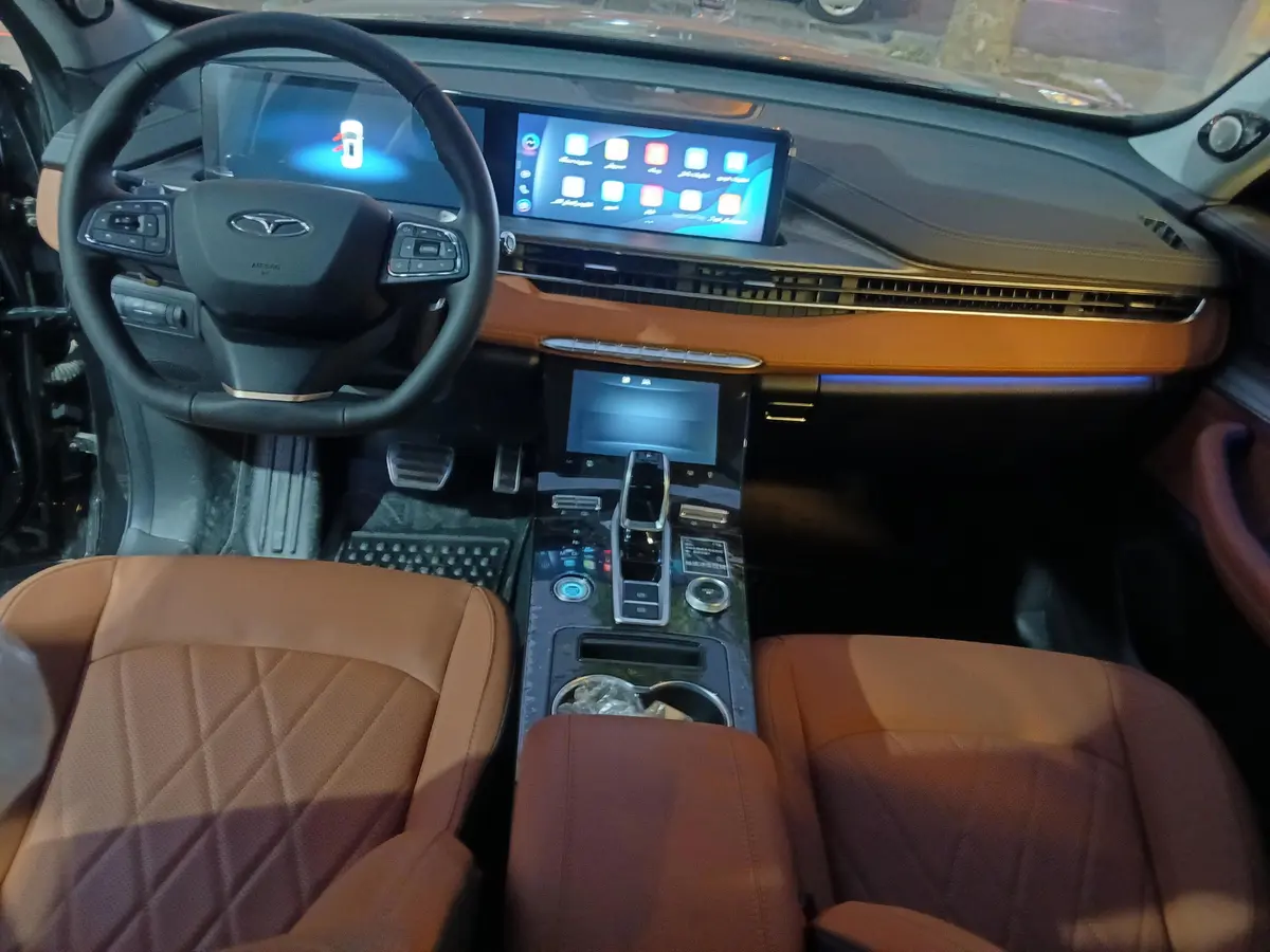 فونیکس،  تیگو 8 پرو مکس (F8)