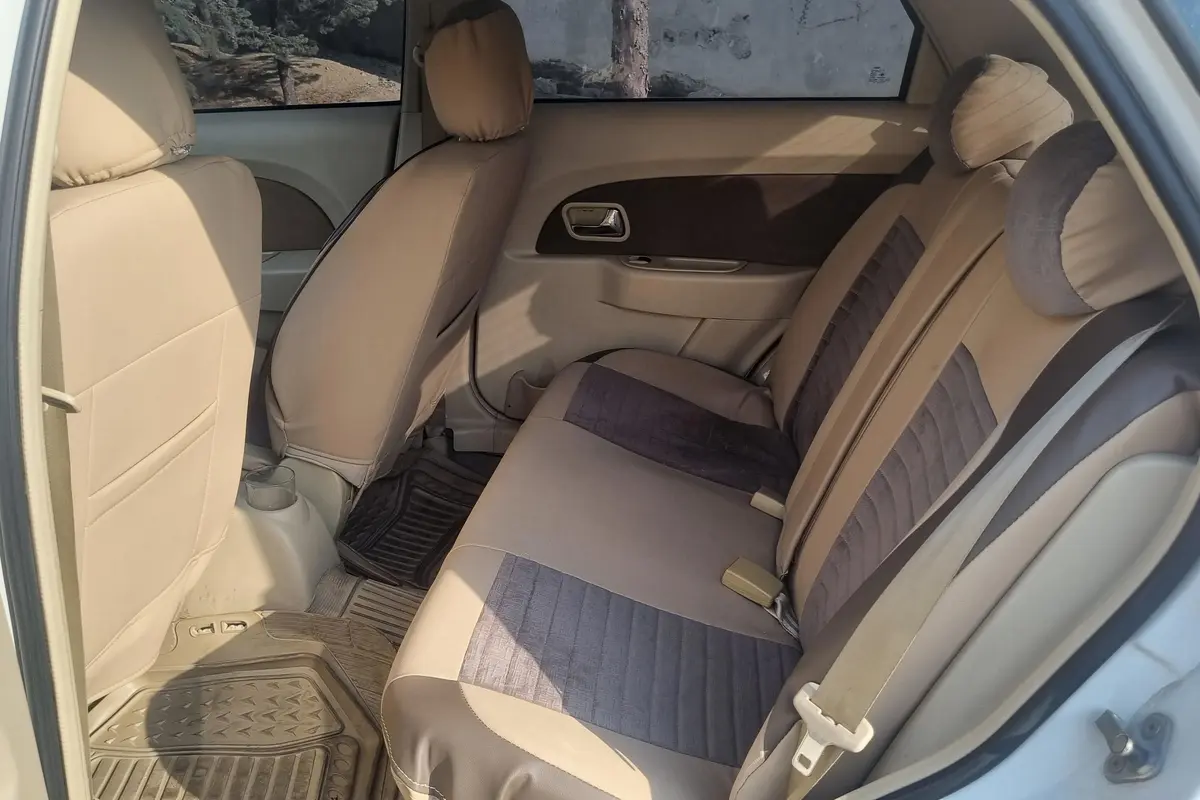 ام وی ام،  315هاچ بک