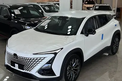 چانگان، UNI-T