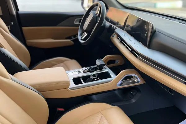 اینفینیت، اکسپلورر