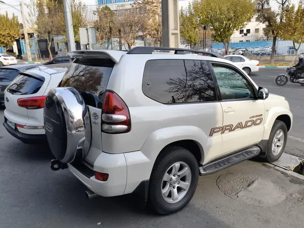 تویوتا، پرادو  چهار در