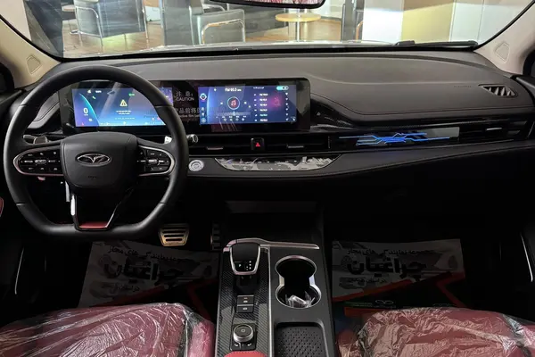 فونیکس، آریزو 6 جی تی (Z6 GT)