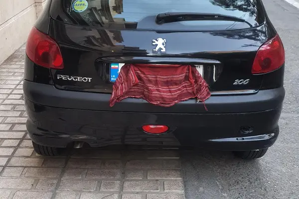 پژو  206