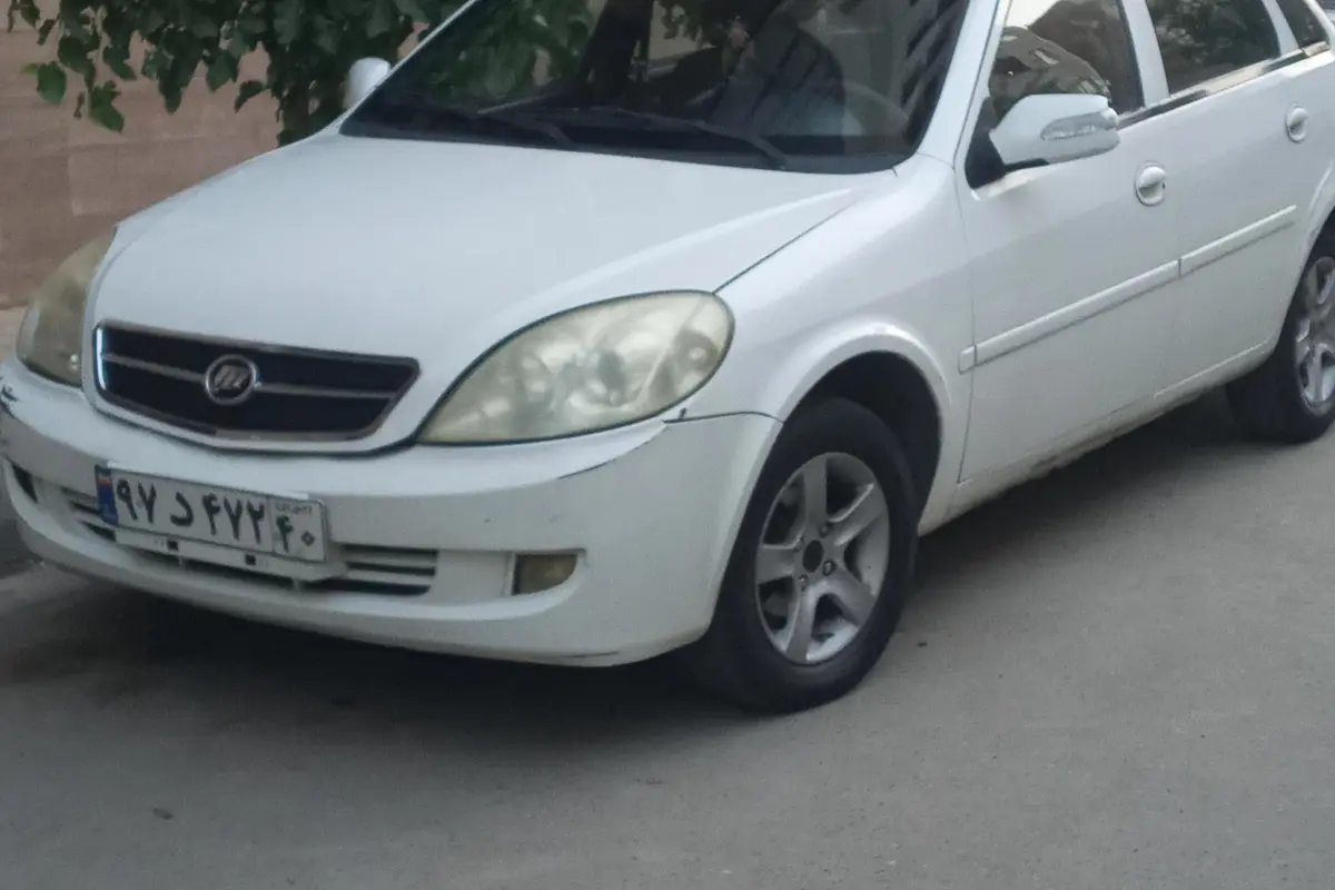 لیفان،  520i