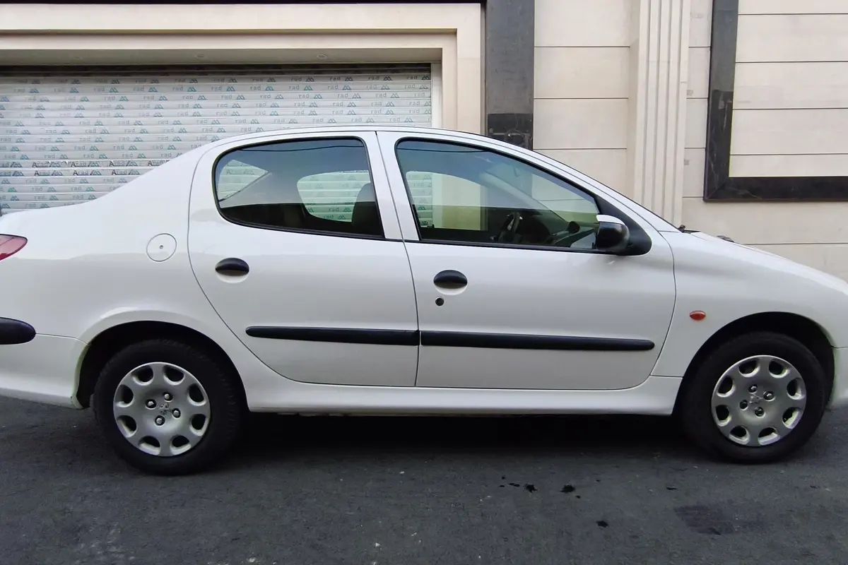 پژو،  206 SD