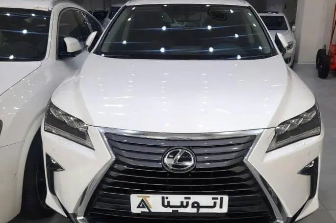 لکسوس،  RX