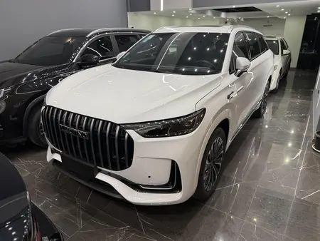 لوکانو L8