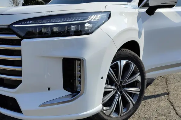 اکستریم، VX (QX)