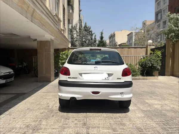 پژو  206