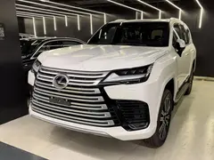 لکسوس، LX
