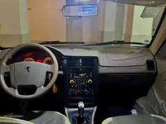 پژو، 405